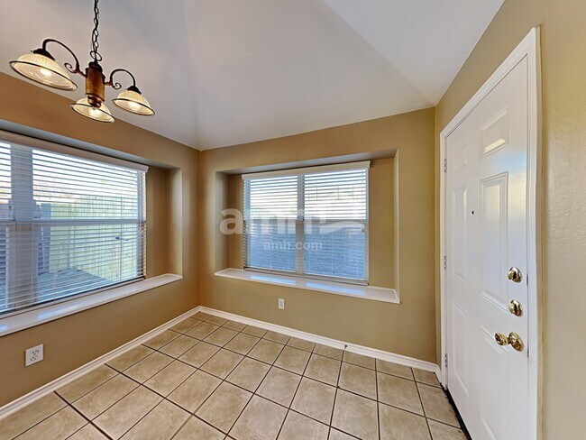 2710 Beacon Hill Dr, Rockwall, TX 75087 - photo 5