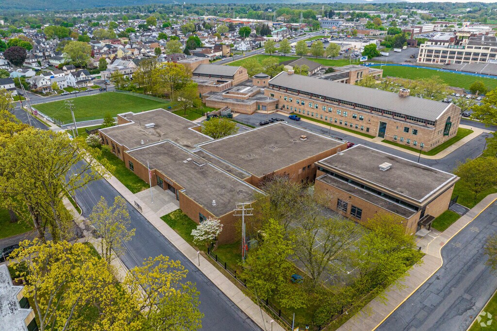 Welcome to Wilson Borough Elementary School serving grades K-5.