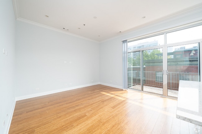 1046 W Monroe St, Chicago, IL 60607 - photo 3