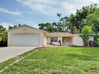 7460 E Plumosa Ln, Greenacres, FL 33467
