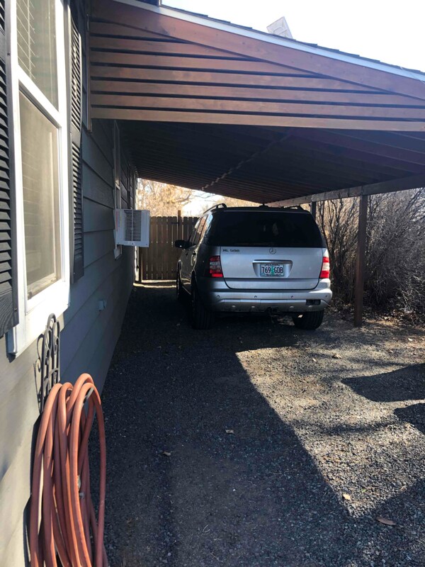 126 SW 4th St, Redmond, OR 97756 - photo 4