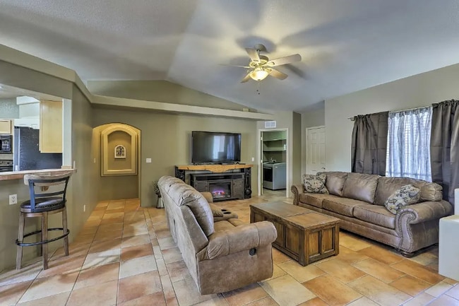 2598 Rainbow Ave N, Lake Havasu City, AZ 86403 - photo 2