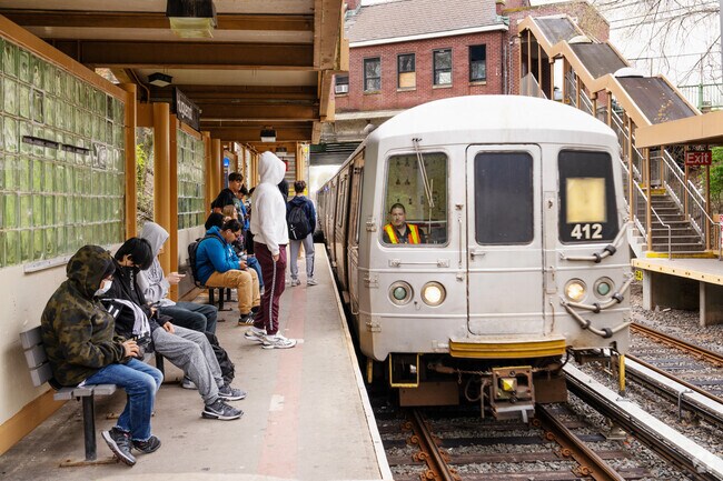 The Huguenot stop on the Staten Island Railway connects the neighborhood to the broader area.
