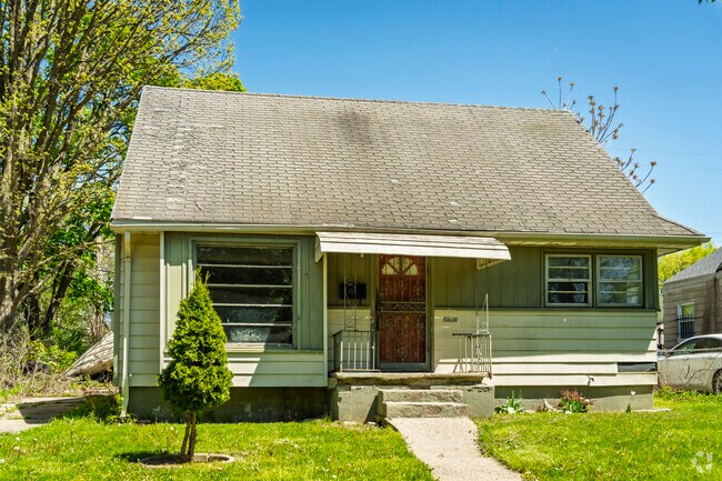 Bungalows are standard throughout Bel-Aire Woods.