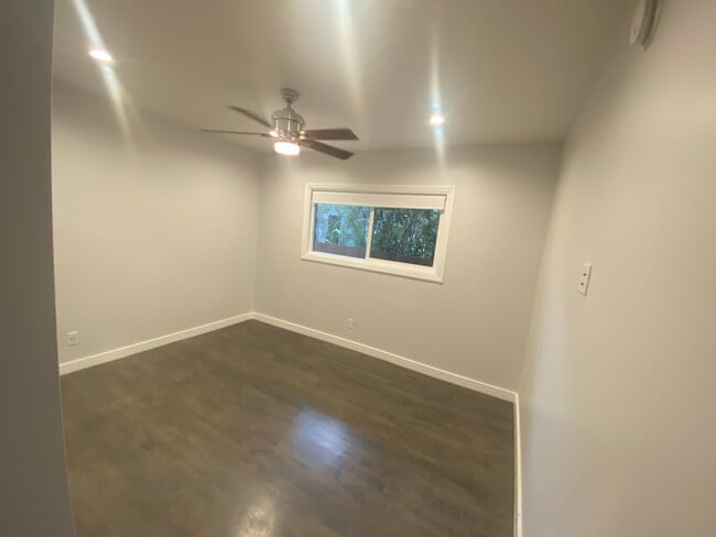 505 N Alfred St unit 3, West Hollywood, CA 90048 - photo 4