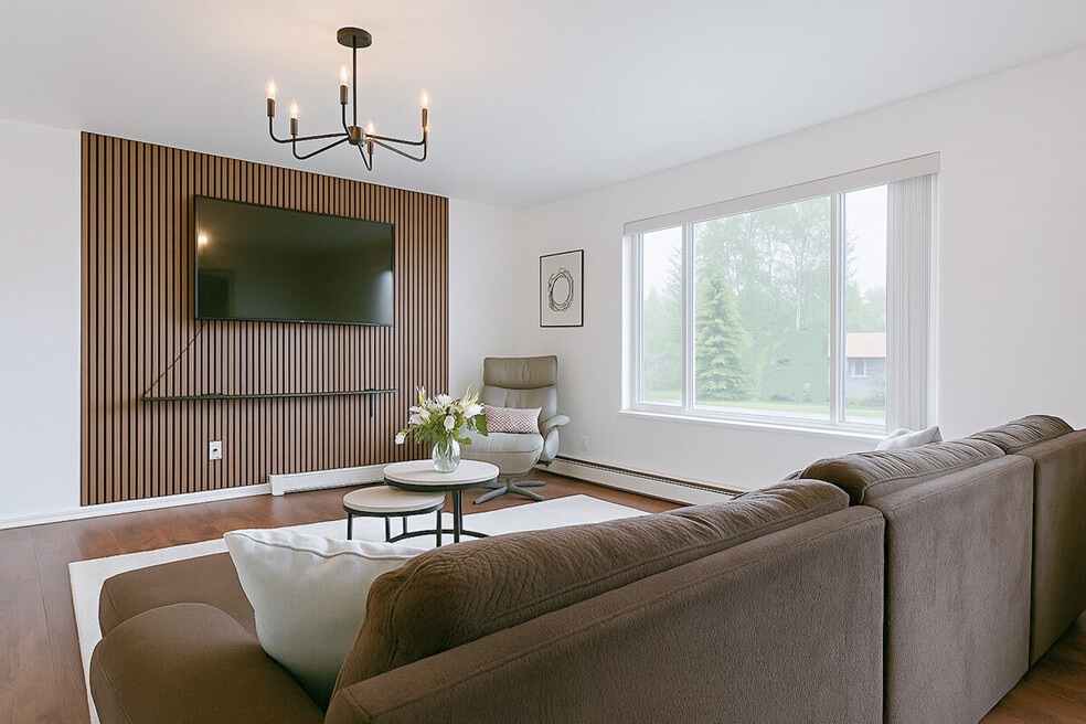 3300 Chaparral Cir unit ID1284536P, Anchorage, AK 99502 - photo 1