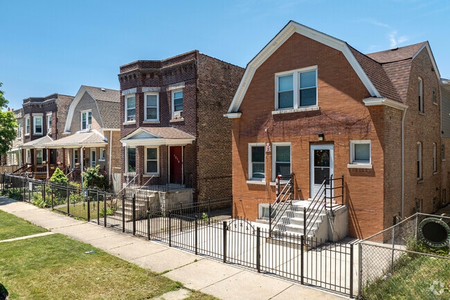 Brick bungalows and two-flats line the blocks of West Humboldt Park.