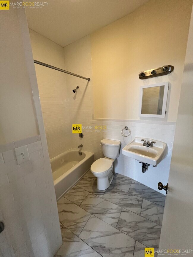 95 Mount Vernon St unit 51, Boston, MA 02108 - photo 7