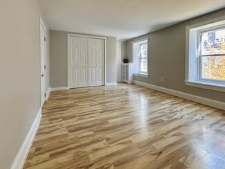 131 Pensdale St, Philadelphia, PA 19127