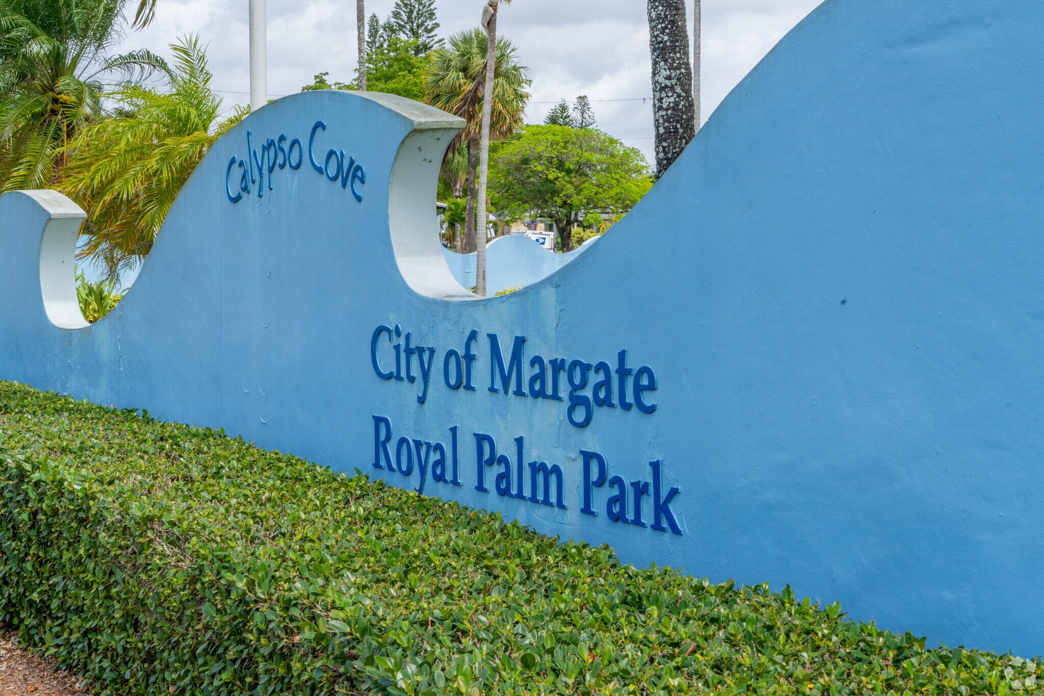 Margate Gardens offers great amenities for families and friends to enjoy the day.