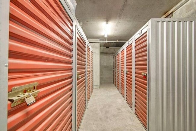 Tanner Flats Apartments, Portland, OR 97201 - photo 6