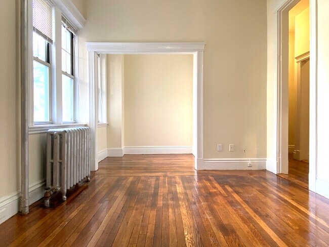 27 Park Dr unit 2, Boston, MA 02215 - photo 3