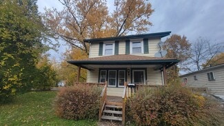 955 Concord Ave, Akron, OH 44306