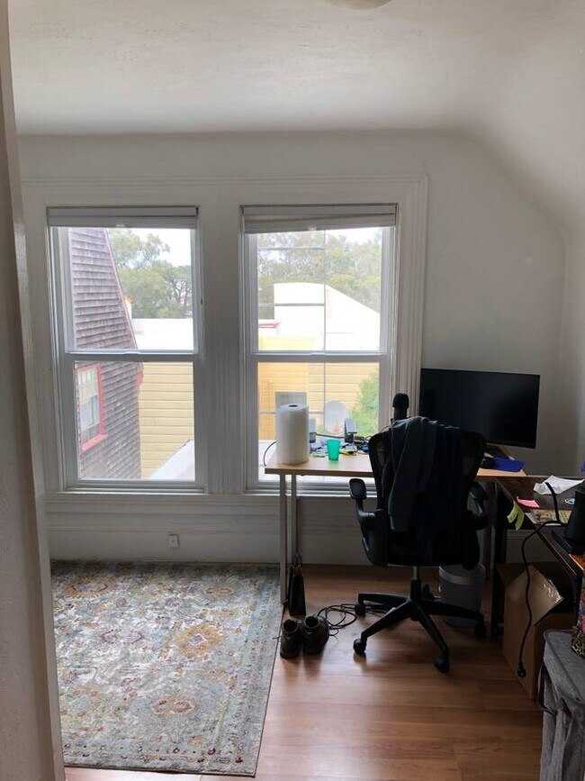 1388 Page St, San Francisco, CA 94117 - photo 4