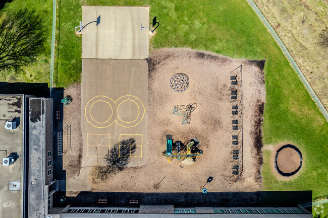 Robert A. Taft Elementary School has a nice well maintained playground for students.