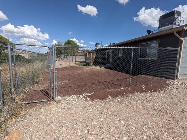 354 W Hollamon St unit c, Camp Verde, AZ 86322 - photo 3