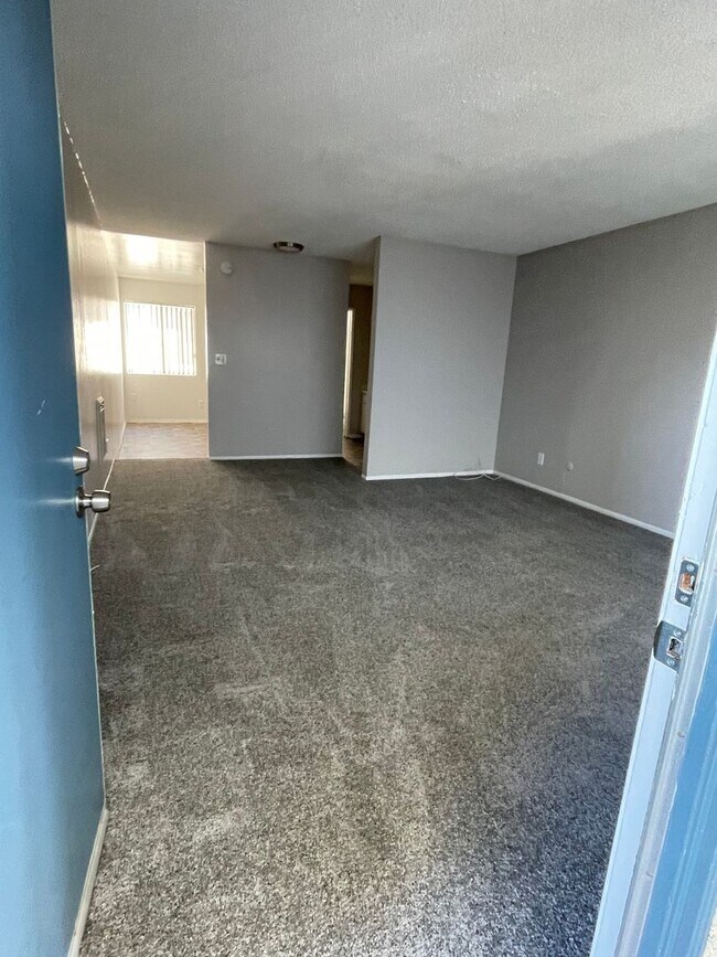 DOTY (Ocean Breeze), Hawthorne, CA 90250 - photo 3