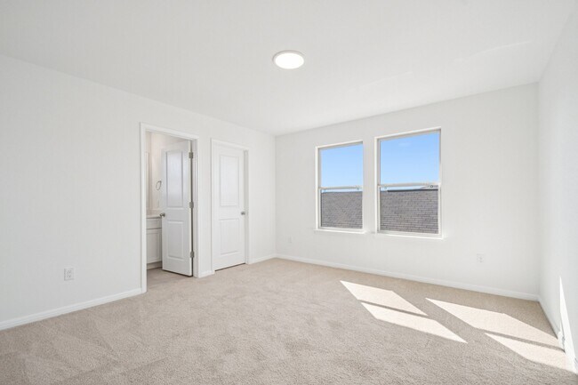 179 White Horses Dr, Kyle, TX 78740 - photo 4