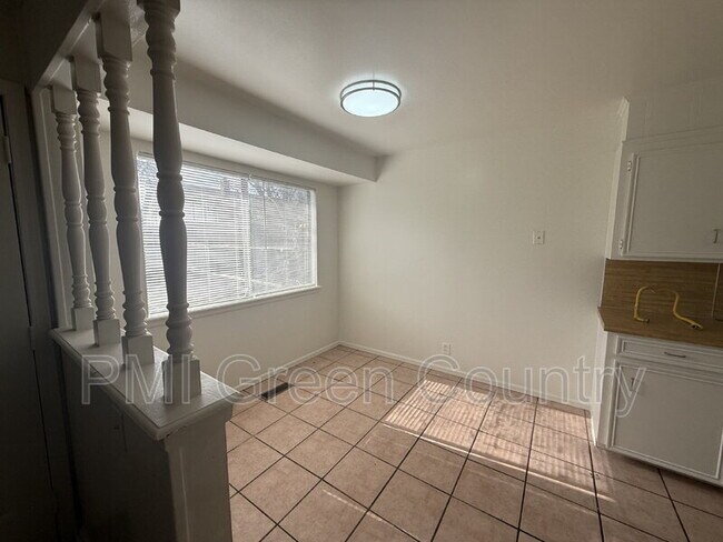 9832 E 37th St, Tulsa, OK 74146 - photo 4