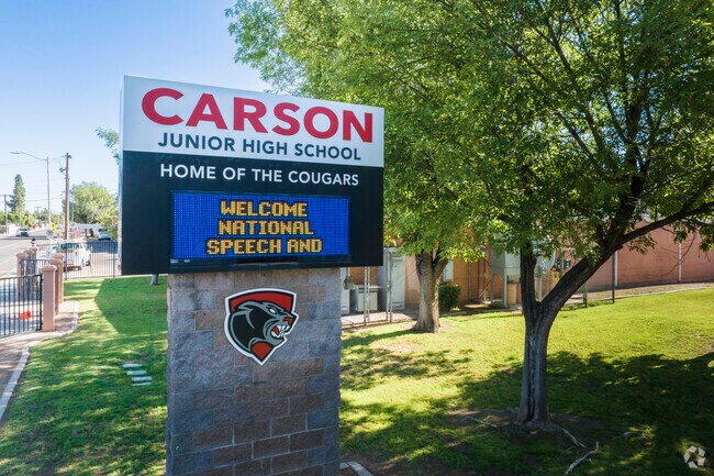 Carson Junior High School in Mesa is the home of the Cougars.