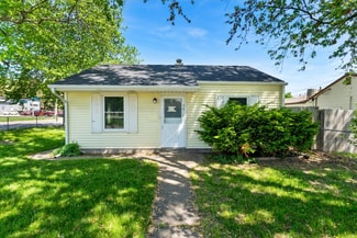 3878 Johnson Ave, Davenport, IA 52802