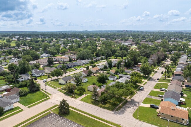 Noelridge Park is filled with greenery and wide streets with plenty of parking.