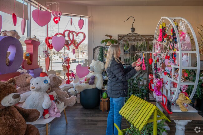 JR Florist is family-owned and has served the community for over 30 years in Elmsford.