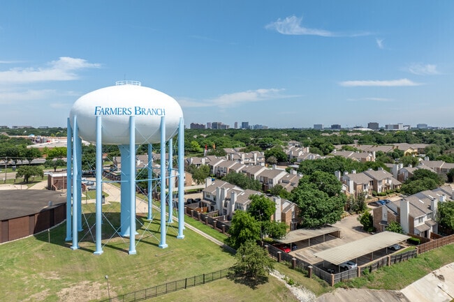 Nestled in Texas, Farmers Branch boasts diverse homes, from cozy suburbs to modern flats.