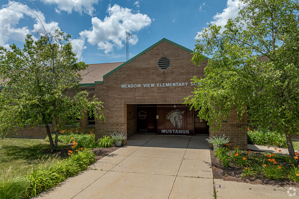 Meadow View Elementary School offers plenty of fun after school activities.