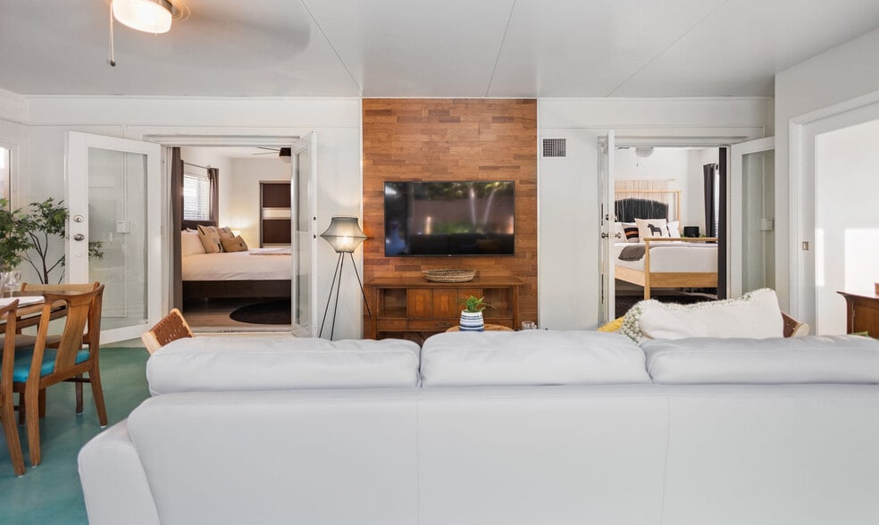 201 NE 16th Ct unit ID1044531P, Fort Lauderdale, FL 33305 - photo 1