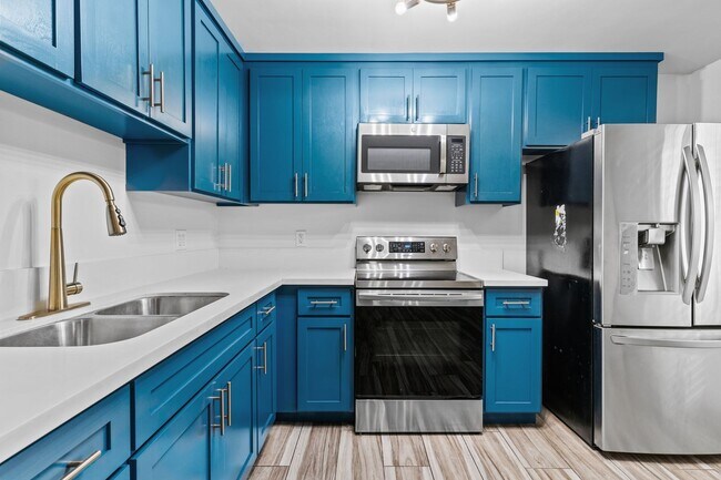 1332 Walnut Ave unit 4, Long Beach, CA 90813 - photo 6