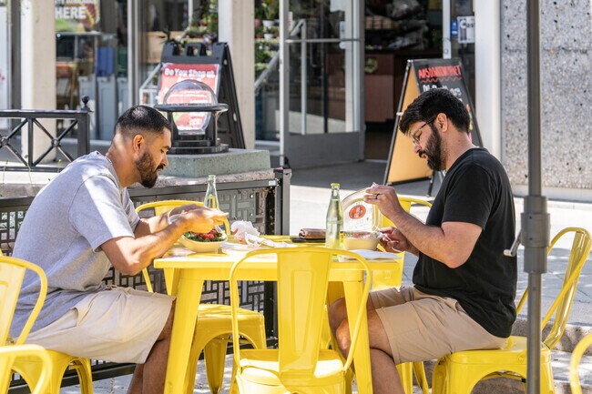 Castro Street in Mountain View is a great place to grab a quick bite to eat with a buddy.