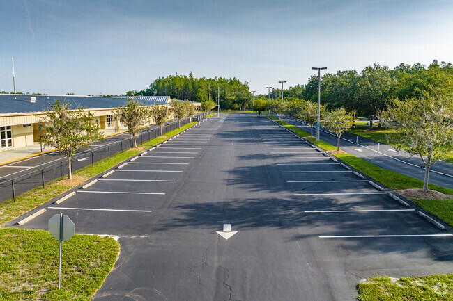 Longleaf Elementary has plenty of parking for staff and visitors in New Port Richey.