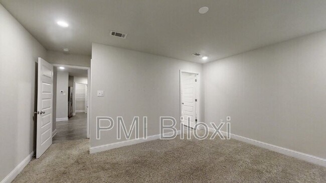 6467 Eastland Cir, Biloxi, MS 39532 - photo 4