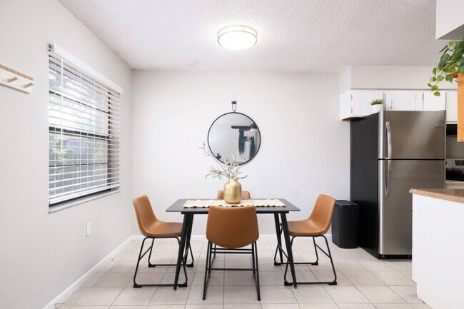 3431 NW 21st Dr unit ID1359110P, Gainesville, FL 32605 - photo 4