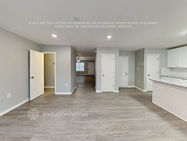 341 Hunslet Cir, Charlotte, NC 28206 - photo 6