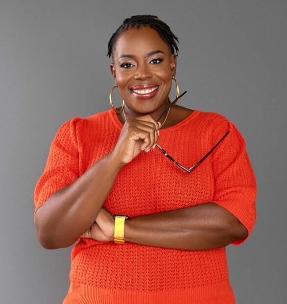 Robyn Amos