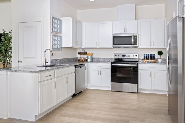 411 Oak Flat Aly unit 36513932, Groveland, FL 34736 - photo 6