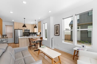 6201 N Amherst St, Portland, OR 97203