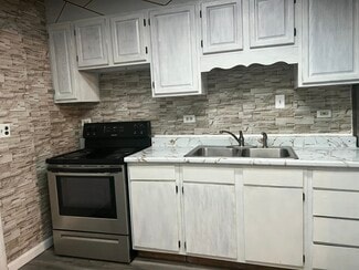 167 E Derry Rd, Hershey, PA 17033
