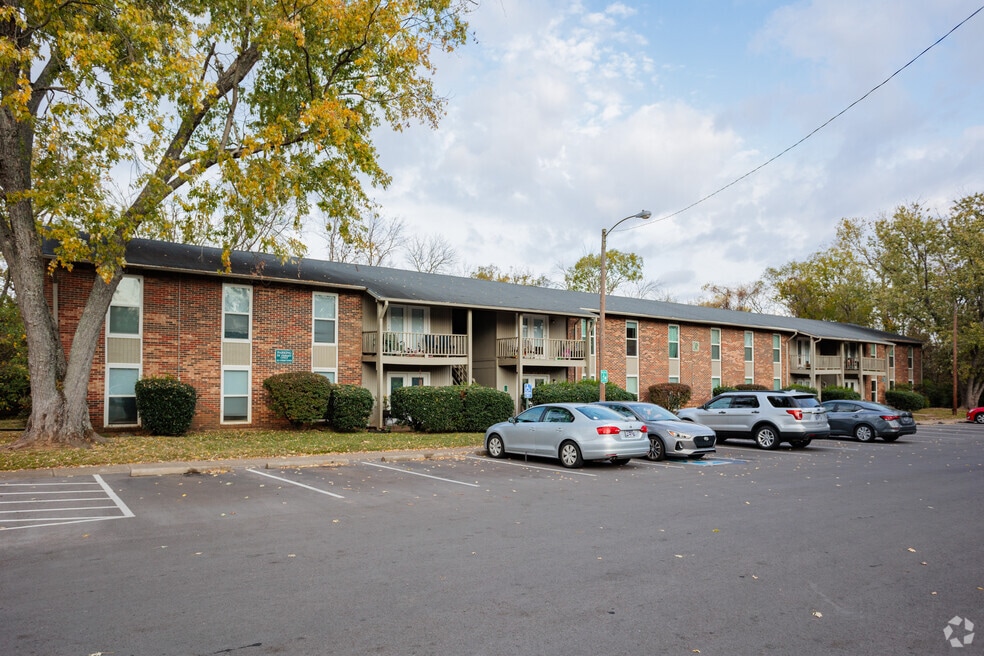 Kingwood, Murfreesboro, TN 37130 - photo 1