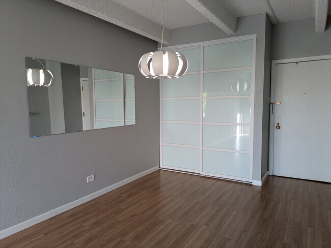 Wellington Square Condominiums unit 405, Denver, CO 80210 - photo 6