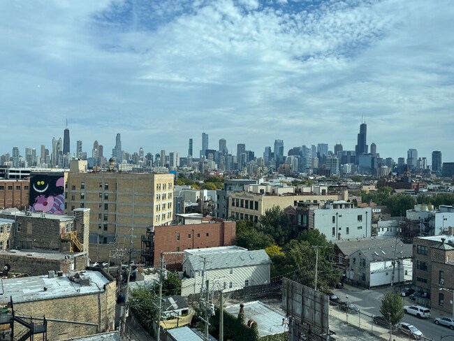 1601 W Division St, Chicago, IL 60622 - photo 4