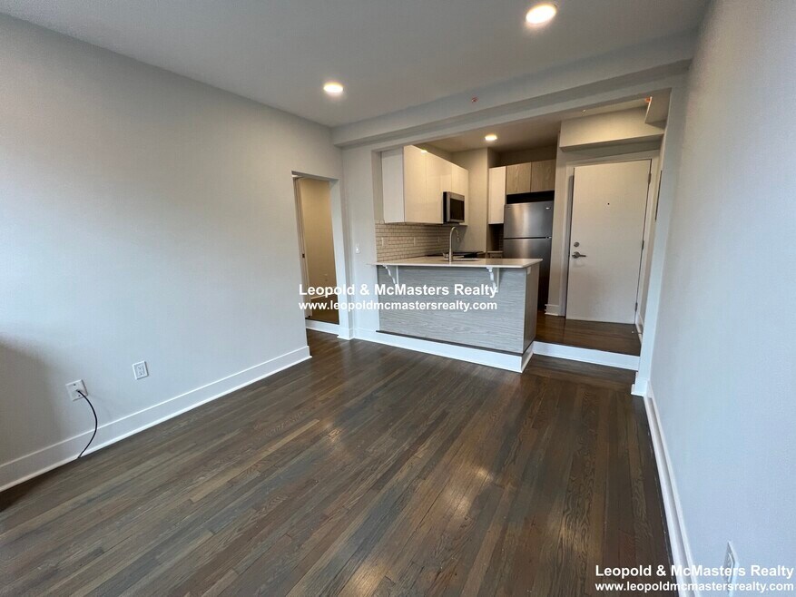 35 Peterborough St unit 3, Boston, MA 02215 - photo 1