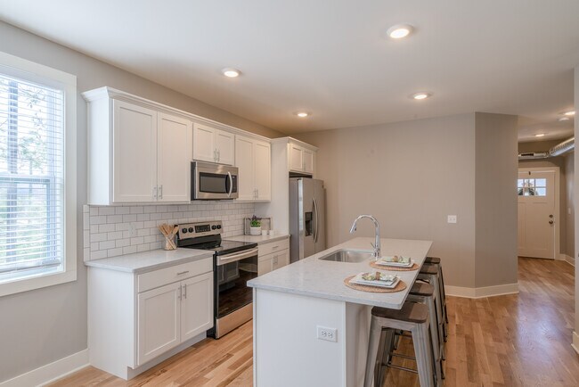 612 4th St NW unit 4, Grand Rapids, MI 49504 - photo 6