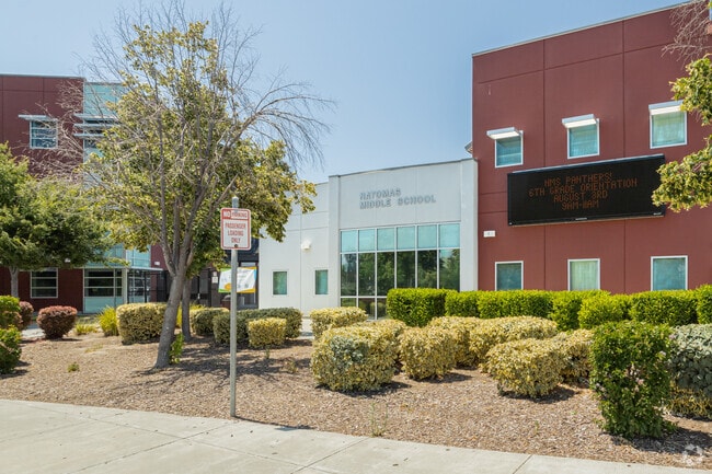 Natomas Middle School is a modern school with many learning opportunites.