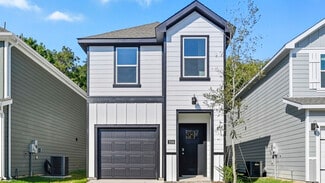 7006 Vining Dr, Princeton, TX 75407