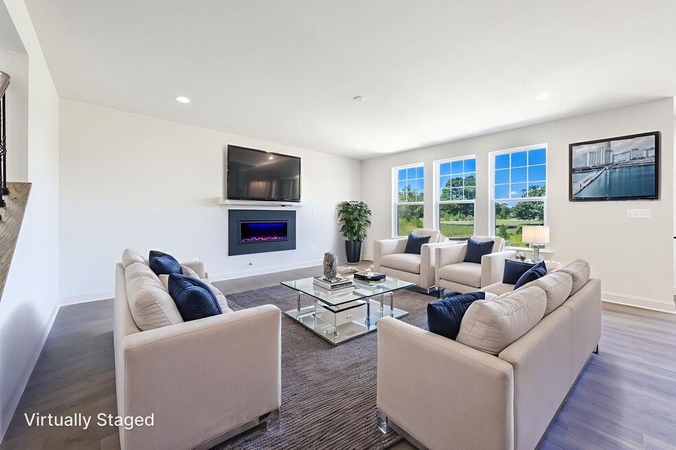 Beech_16300_Amorra_Graywood_22-web-or-mls-IMG_6859 virtually staged.jpeg