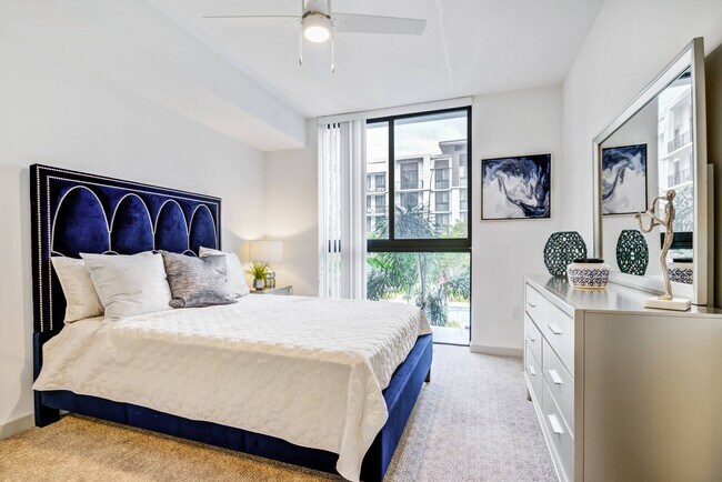 The Point at Palm Beach Gardens, Palm Beach Gardens, FL 33408 - photo 5