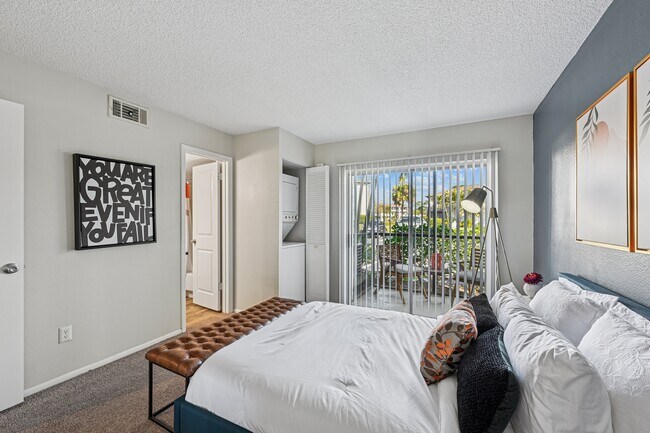 The Monroe on Monterey, Palm Bay, FL 32905 - photo 5